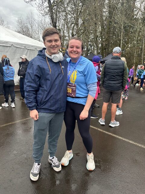 Doula Hannah on a run, embracing fitness as part of her holistic approach to supporting families.